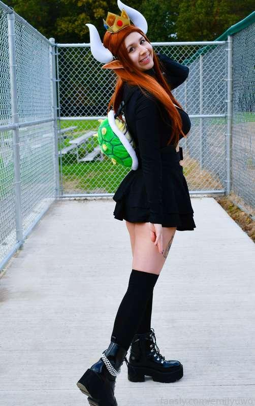 emilyuwo image #4