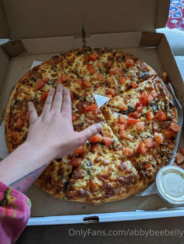 abbybeebelly image #0