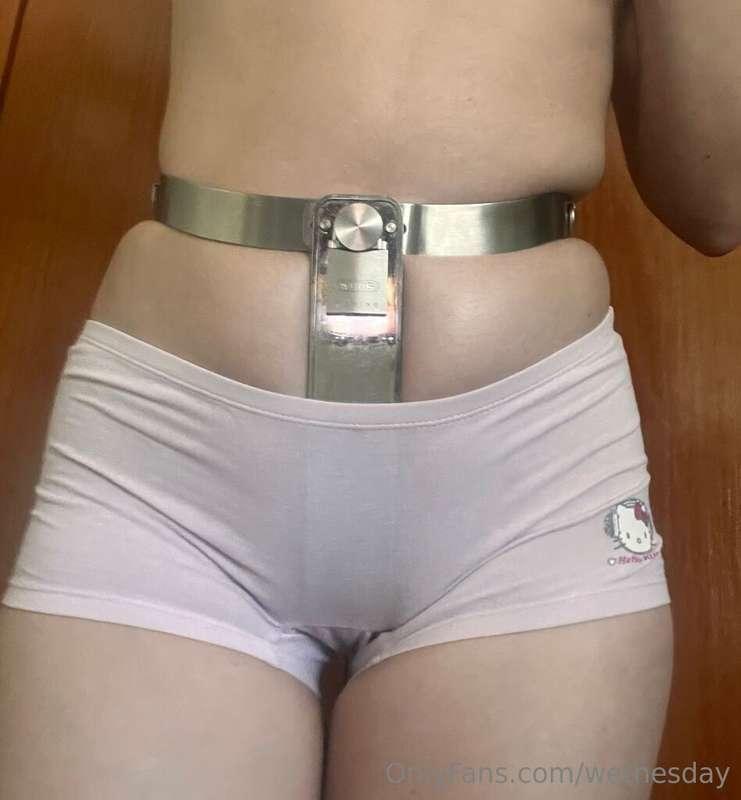 Locktober day 6! Tomorrow I am going to cisit FotoRo’s steel..