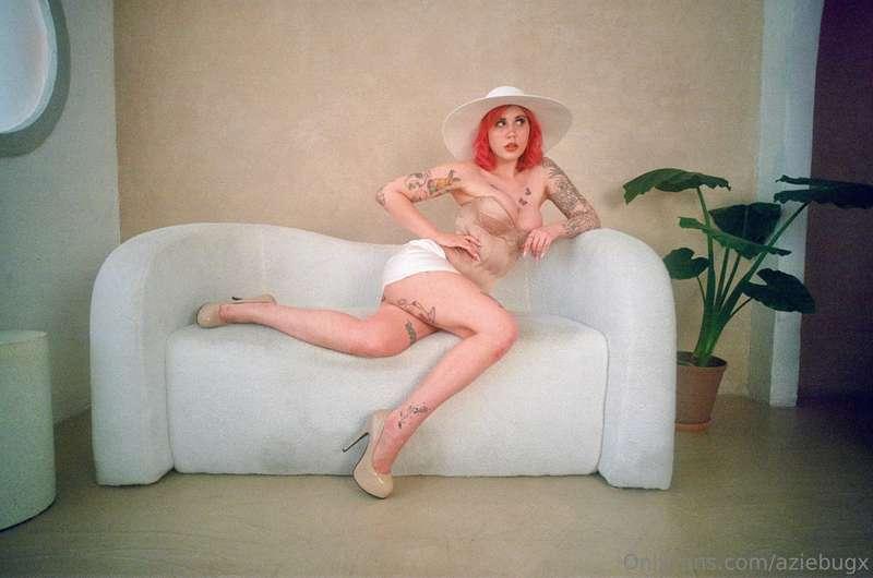 the lady in the white hat !!!L.A / summer 23 / @sxbphoto 