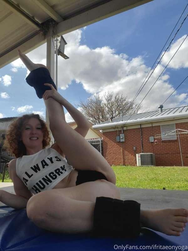 I definitely need to do some more weight assisted stretches!