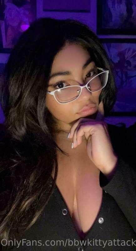 I'm in the mood today. 😉 Give me a message. ❤️