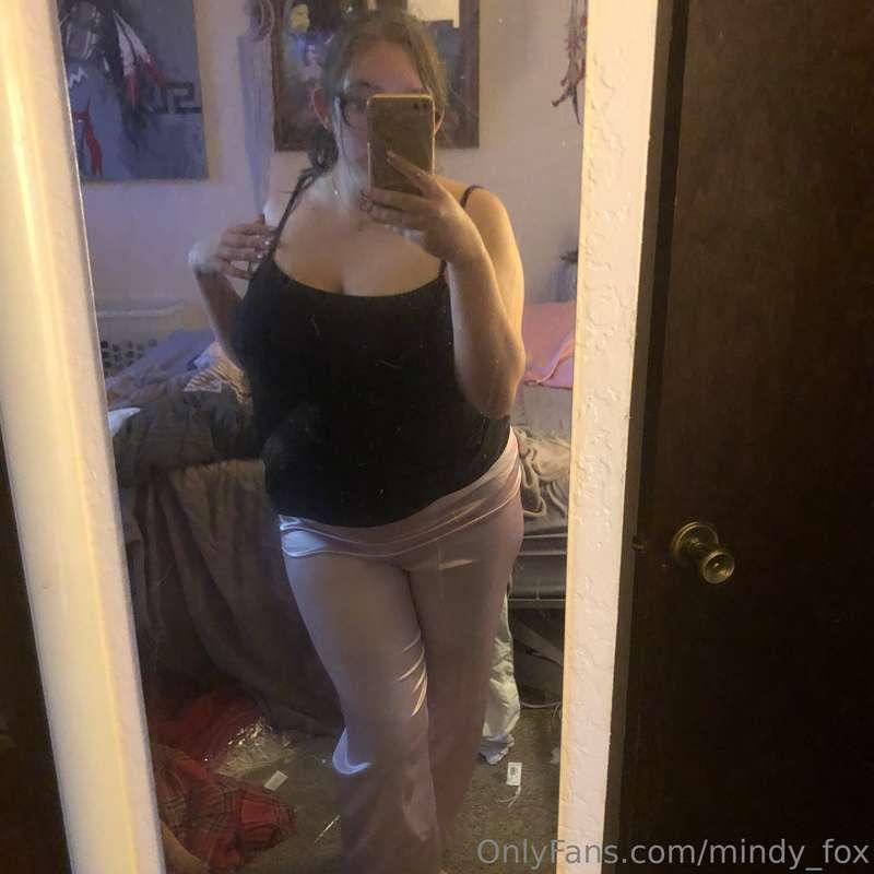 Finally pajamas time! Black lace top +satin pants=cuteness