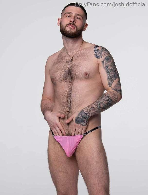 New photos, what do think of the thongs on me?