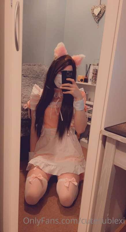 💖 Pink kitten maid outfit (SFW version) 💖

Thought I’d tease..