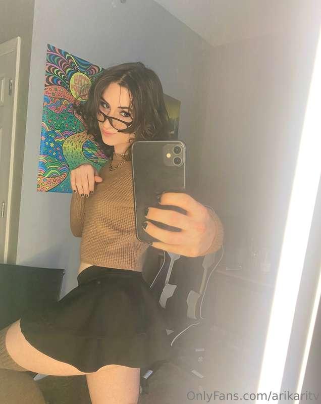 My favorite drink is daddies cum ✨🤍