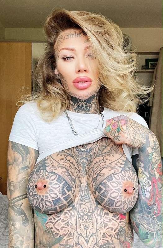 beckyholt image #0