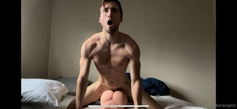 This video is so fucking sexy I promise it’ll be worth every..