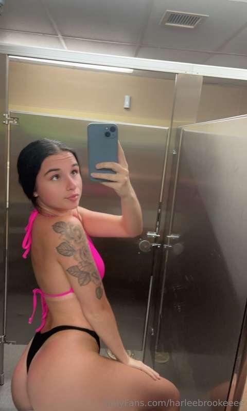 Sub to my friend @summergipson23 she is posting sextapes + s..