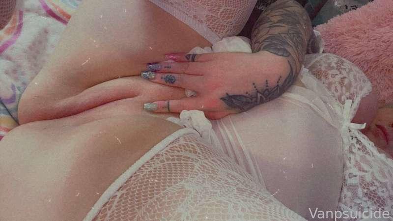 vanpsuicide image #1