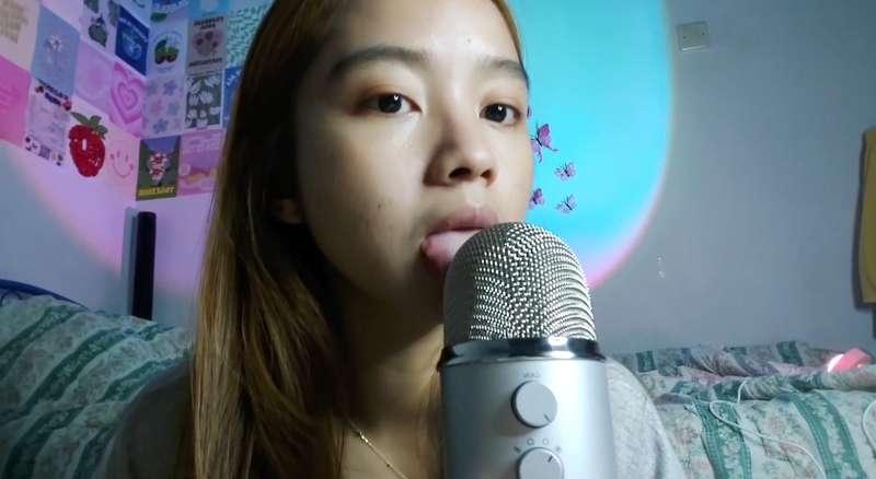 New mic licking video is uploaded!