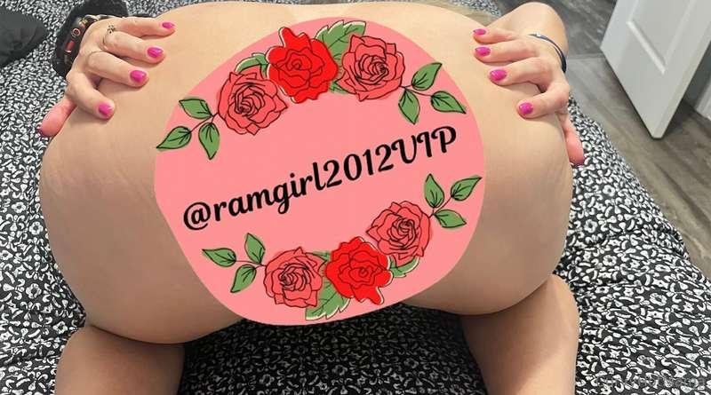 You know you wanna see the uncensored version , tip this pos..