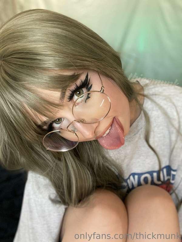 i think i know what my face is lacking … ur cum :/

𝓈𝑒𝒶𝓇𝒸𝒽 “..