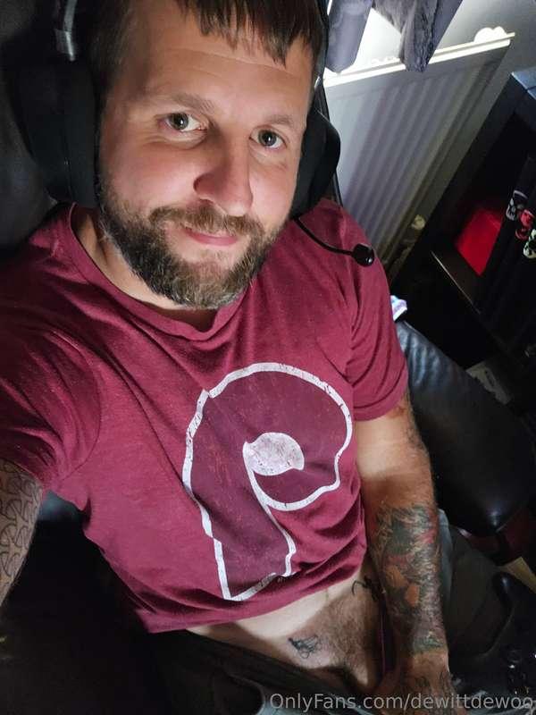Who wants to be on their knees sucking while I game 