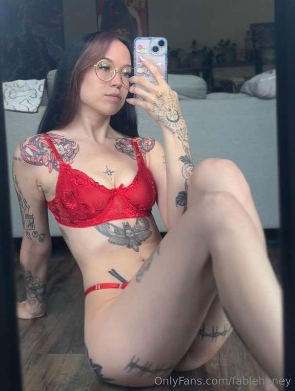 Promo of the day: ALL RED CONTENT