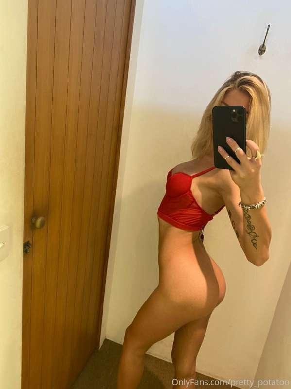 Another lingerie I thought if I should buy today! 
Want to s..