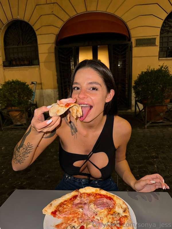 Bon appetit! Are you a fan of pizza? 🍕🍕