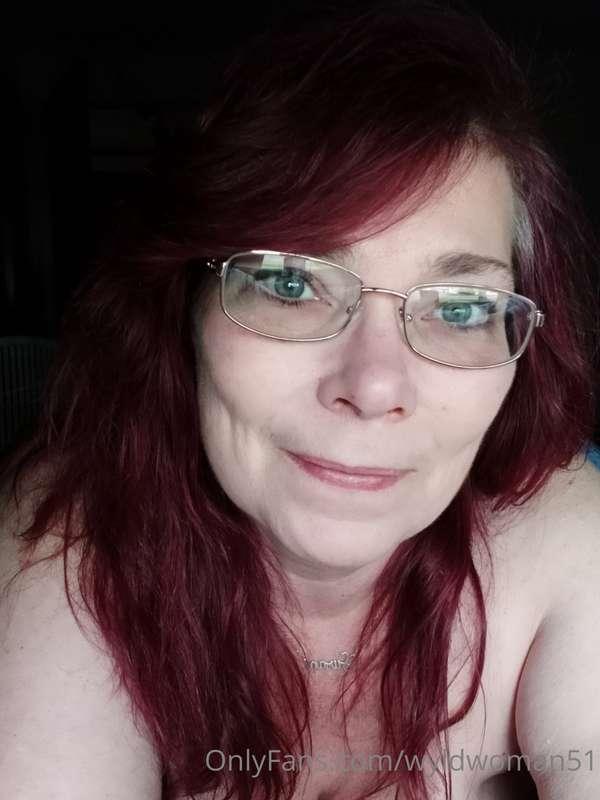 New glasses!  Watcha think?  
Oh, be on the lookout for new ..