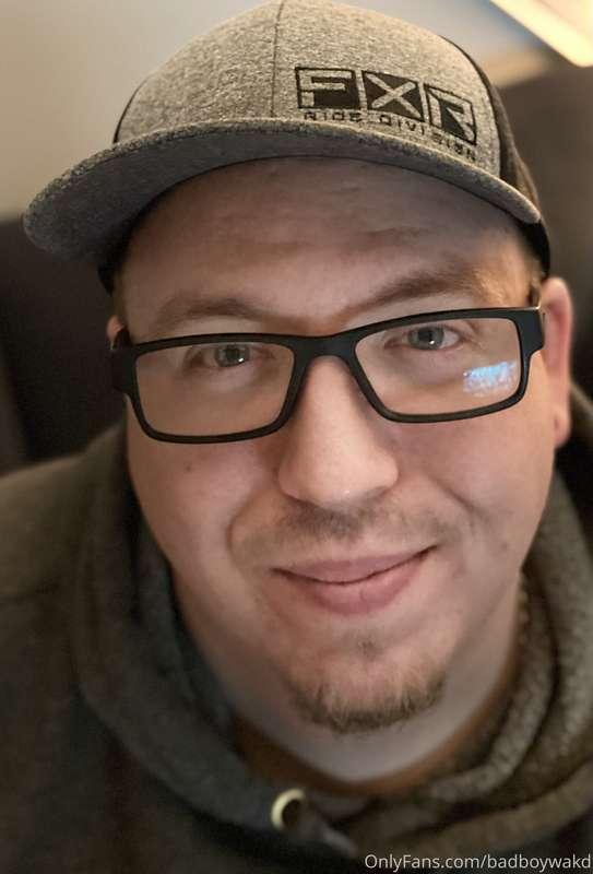 With or with out ? Glasses