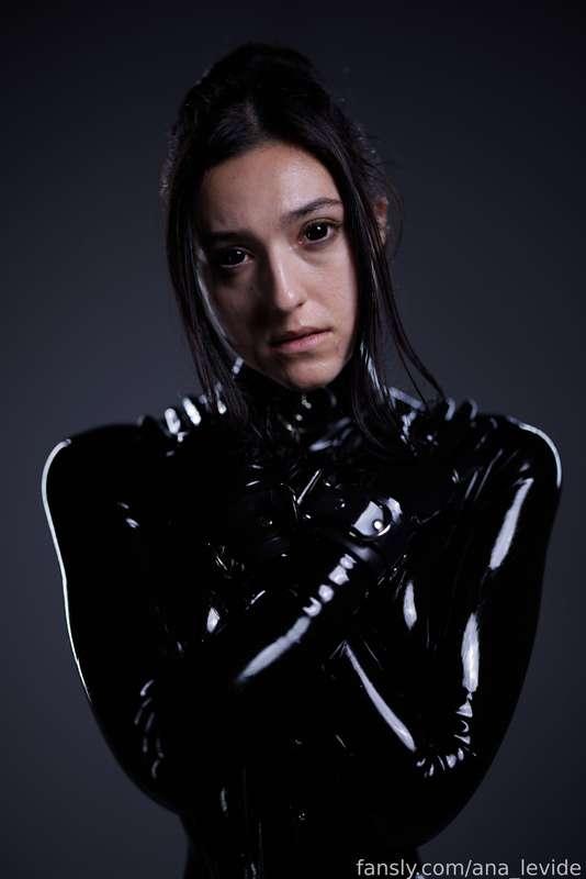 ana_levide image #336