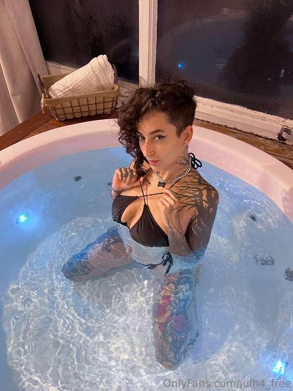 Do I look like a good slut? Or a bad slut? 😳