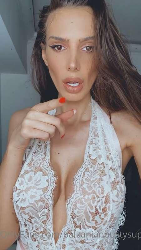 👀💋🥰