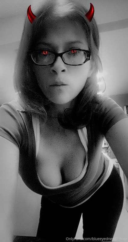 blueeyednerd71free image #1