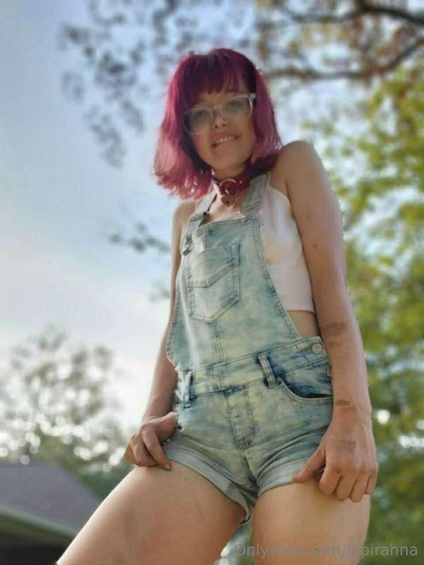 My overalls got caught in my kitty... Do u think u could hel..