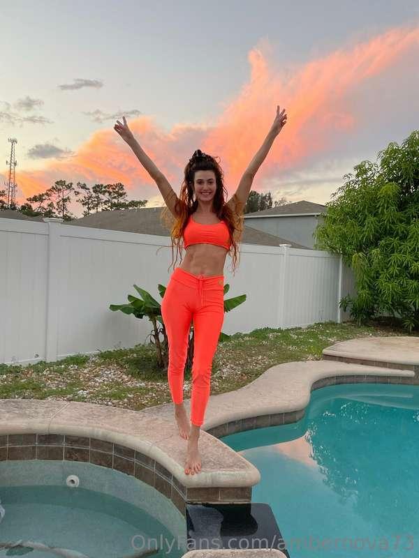 I love seeing a beautiful sunset 🌅 it’s the little things! 🫶..