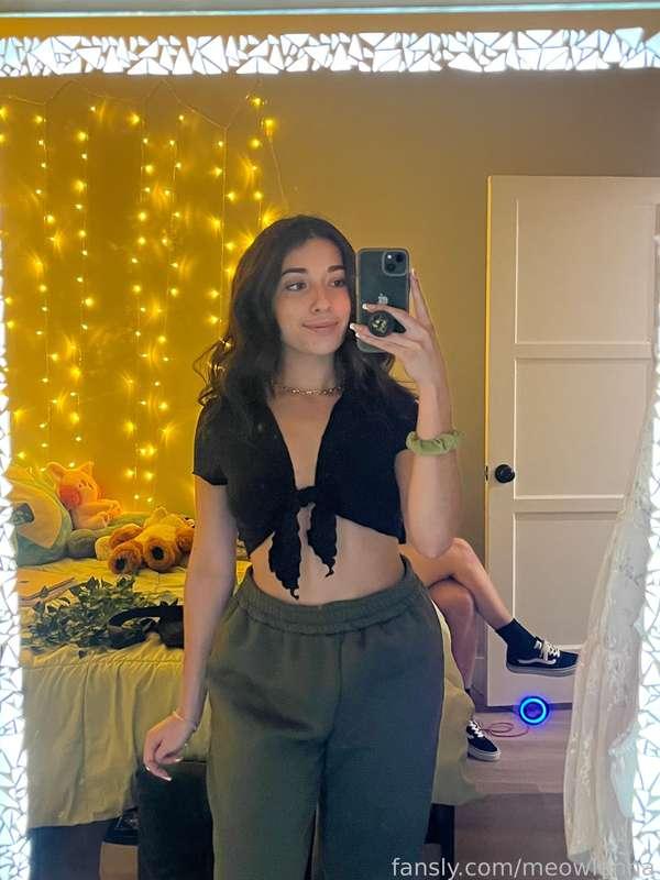 meowlenna image #1