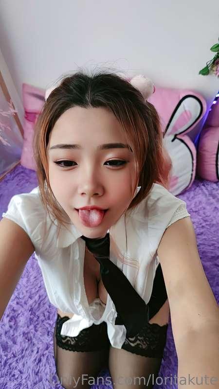 Please daddy, just a quick BJ before school, I need my milky..