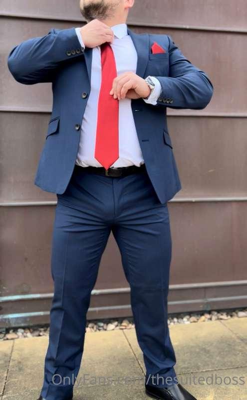 thesuitedboss image #0
