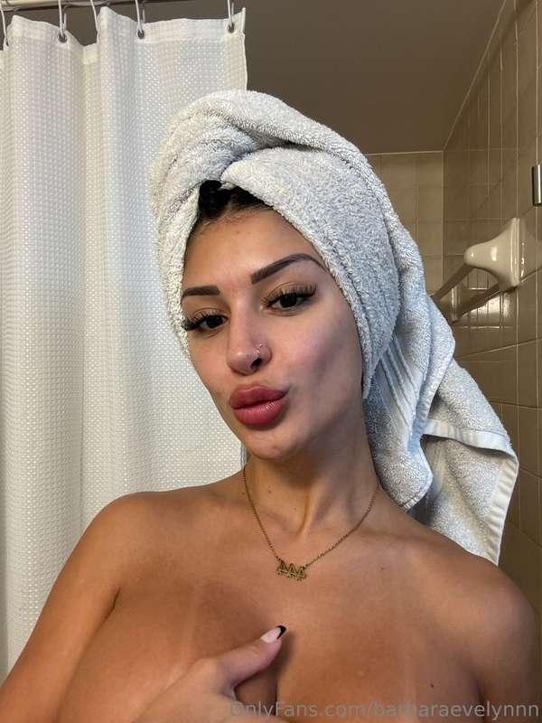 Good morning! ❤️ Im taking a wonderful shower today!! Would ..