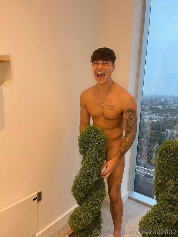 Smile if you're horny 😜