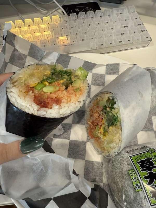 Sushi burrito?! 🍣 + AMA