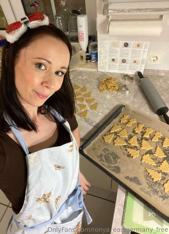 Habe heute wieder Plätzchen gebacken 🥰
Heute Abend habe ich ..