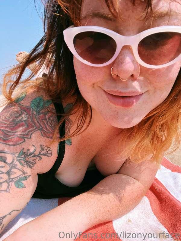 Sand on my toe beans, oh happy day.