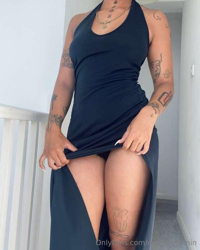 Evening gown striptease 👠Your reward for taking me to dinner..