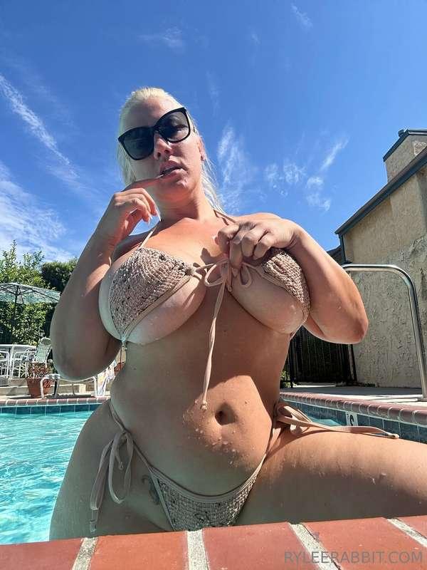 How hot are you feeling 🥵