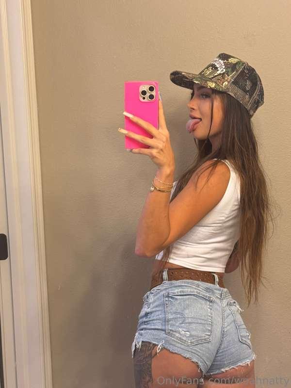 Good girl with a NAUGHTY 😈 side