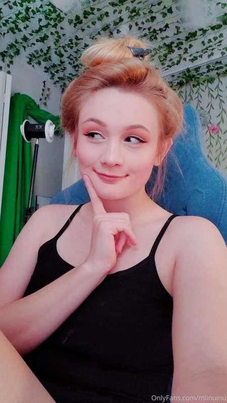 Have an amazing day 💛 working hard on lots o stuff
