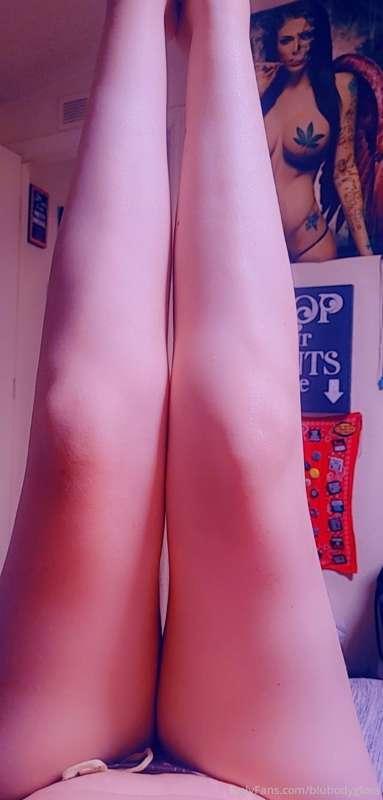 It's thigh Thursday, enjoy my legs, tip to see what's betwee..