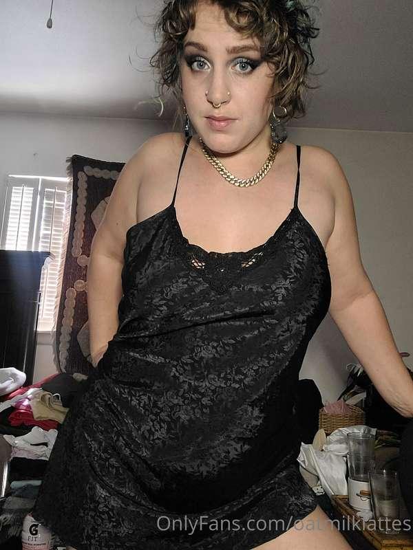 POV: my dress falls off unexpectedly