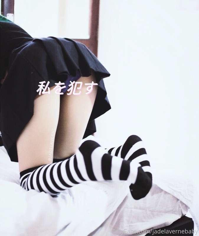 I can't believe I lost the explicit version of this photo ):