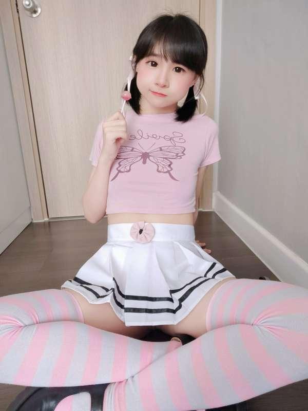 My two personalities💗🖤


#cute #kawaii #little #asian #young #petite #sweet #lolipop #succubus #thigh #skirt
