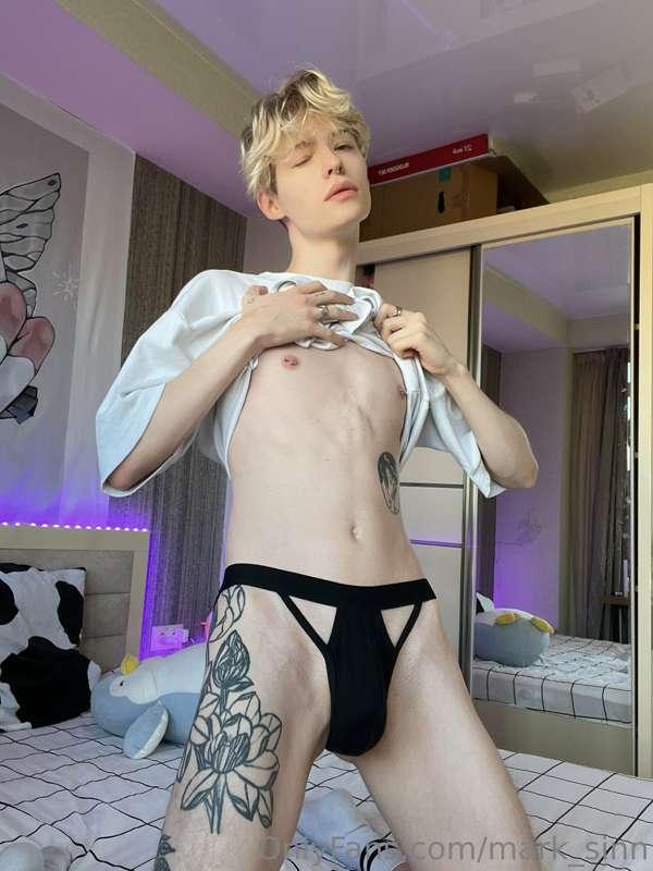 my hole is begging for your cock