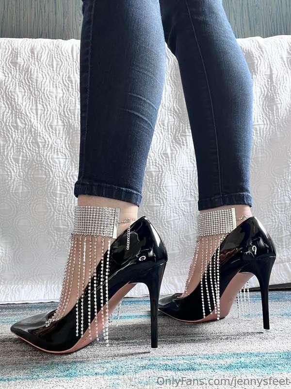 I love these anklets 😍