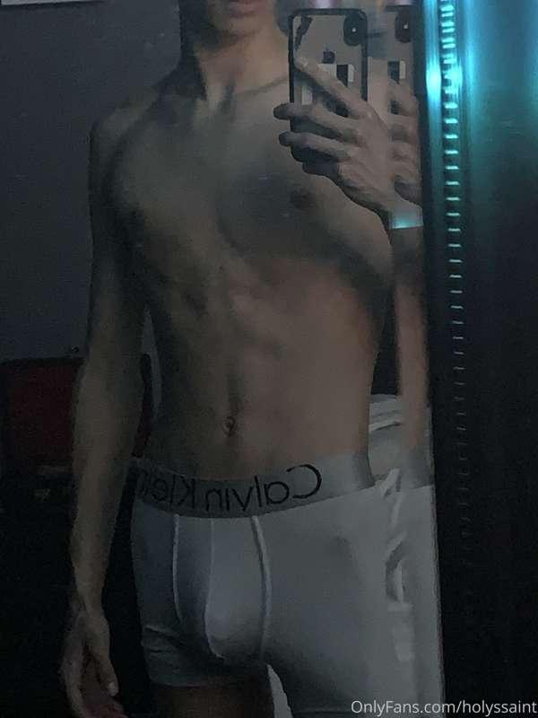 15 likes by tonight all i’ll recreate this without the boxer..