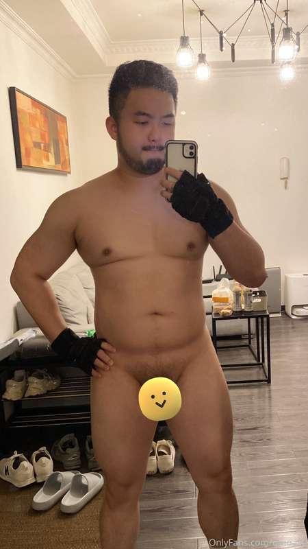 Me doing gym at home always be like this 😜😜😜 Being distracte..