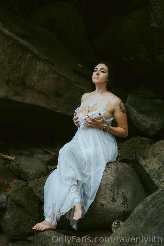 ravenlylith image #2